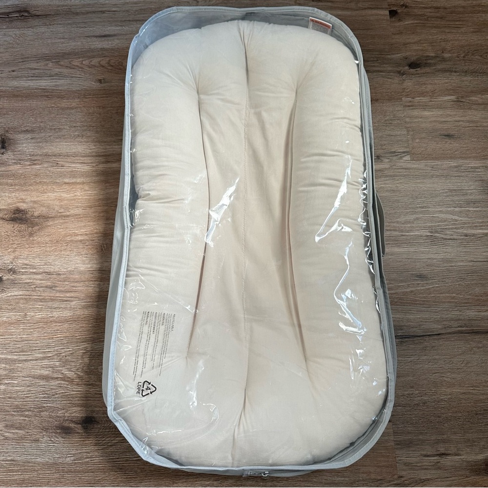Snuggle me. Toddler Lounger. Natural